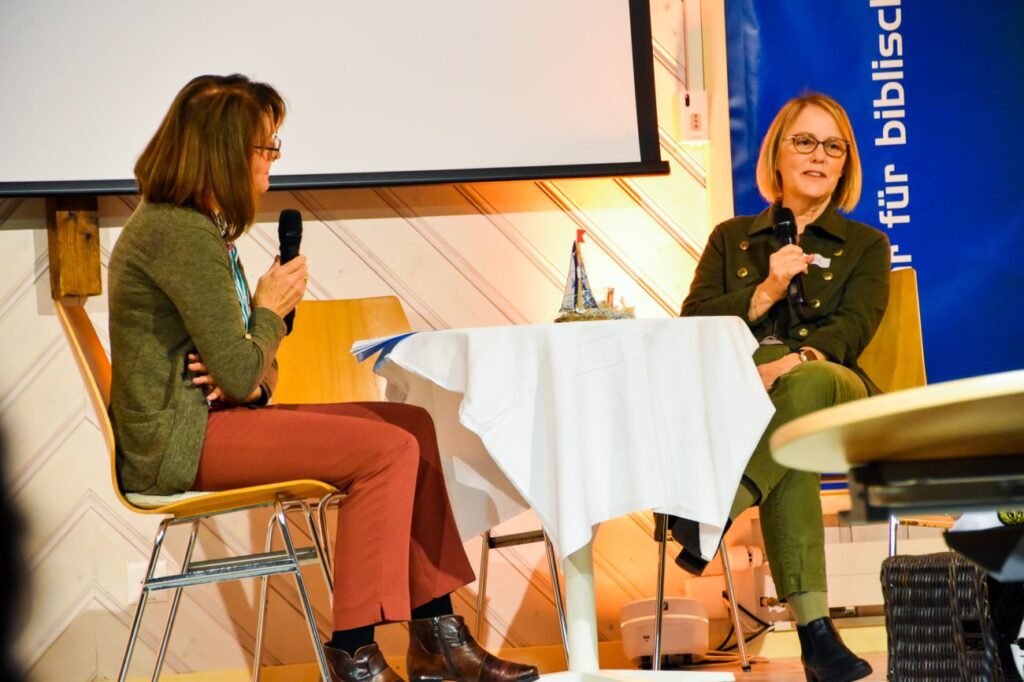 Elvira Aeschlimann und Eowyn Stoddard