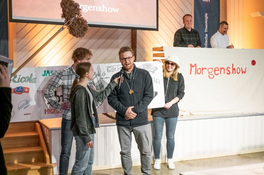 Plenumsveranstaltung mit Mitarbeitern und Studierenden