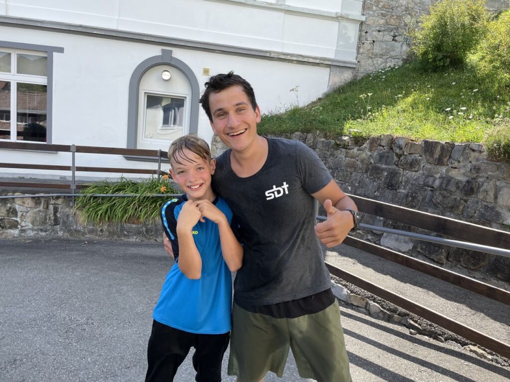 Studierender mit Teilnehmer