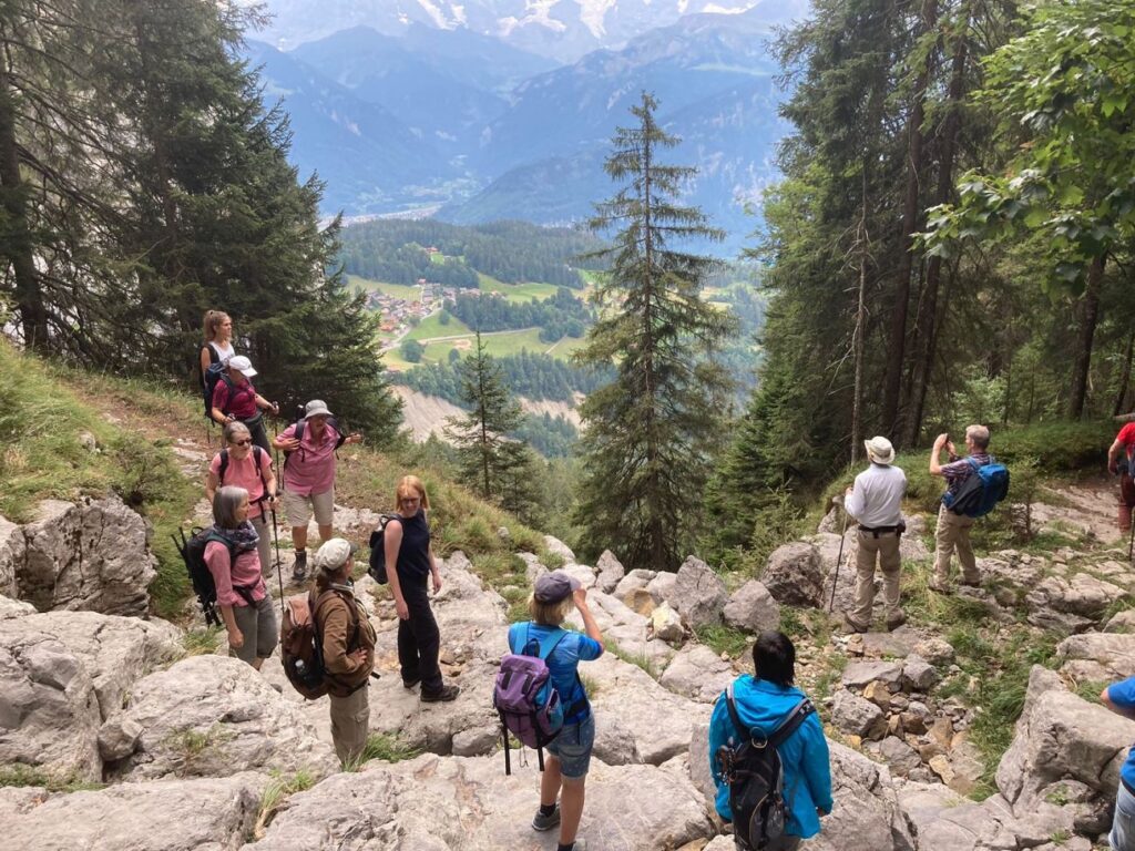 Kurze Pause, Ausblick geniessen und dann gehts... weiter...