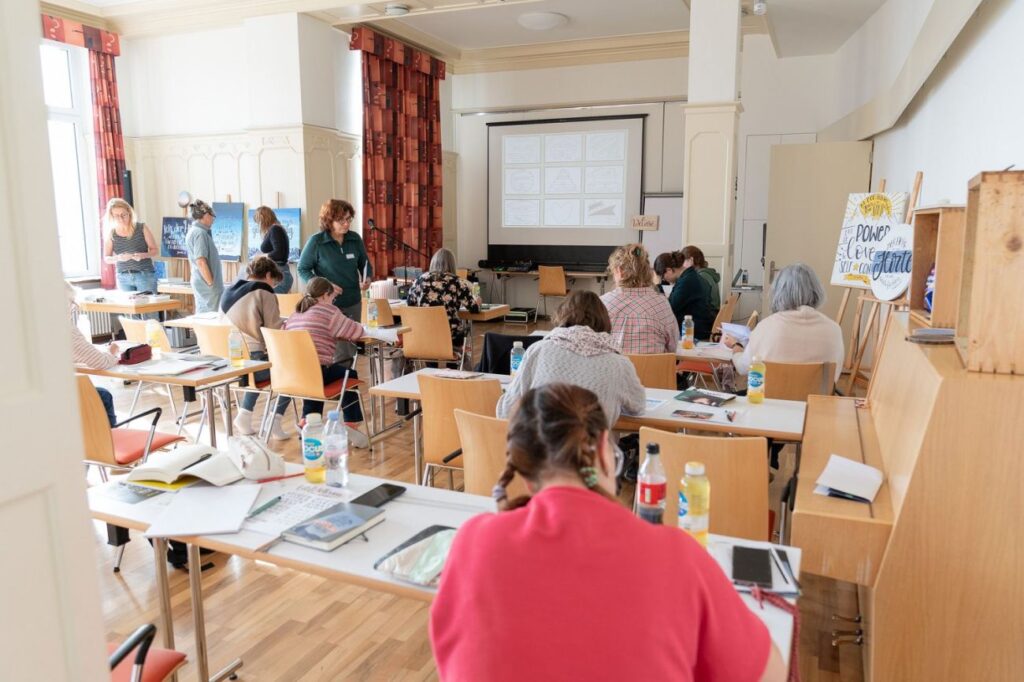 es wird viel geschrieben und gemalt